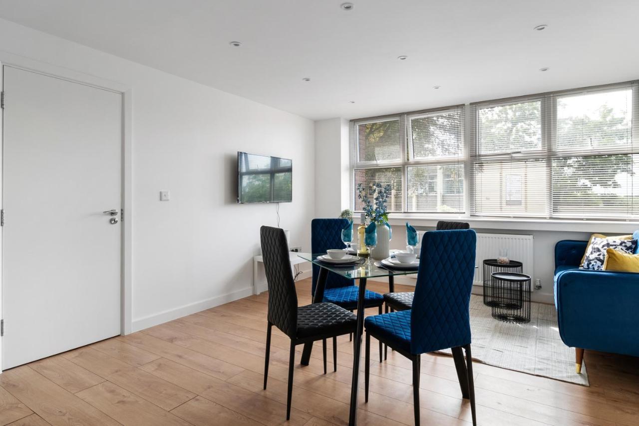 Livestay-Modern Apartments Building In Aylesbury Aylesbury  Exteriör bild