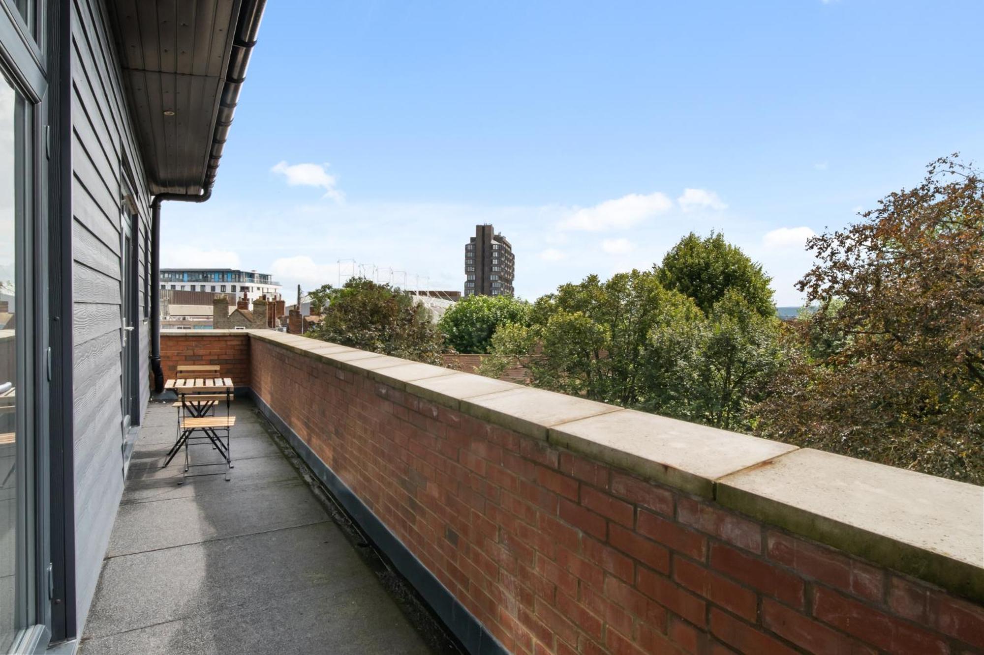 Livestay-Modern Apartments Building In Aylesbury Aylesbury  Exteriör bild